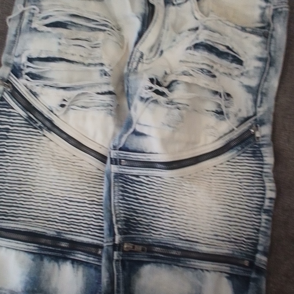 Men shorts